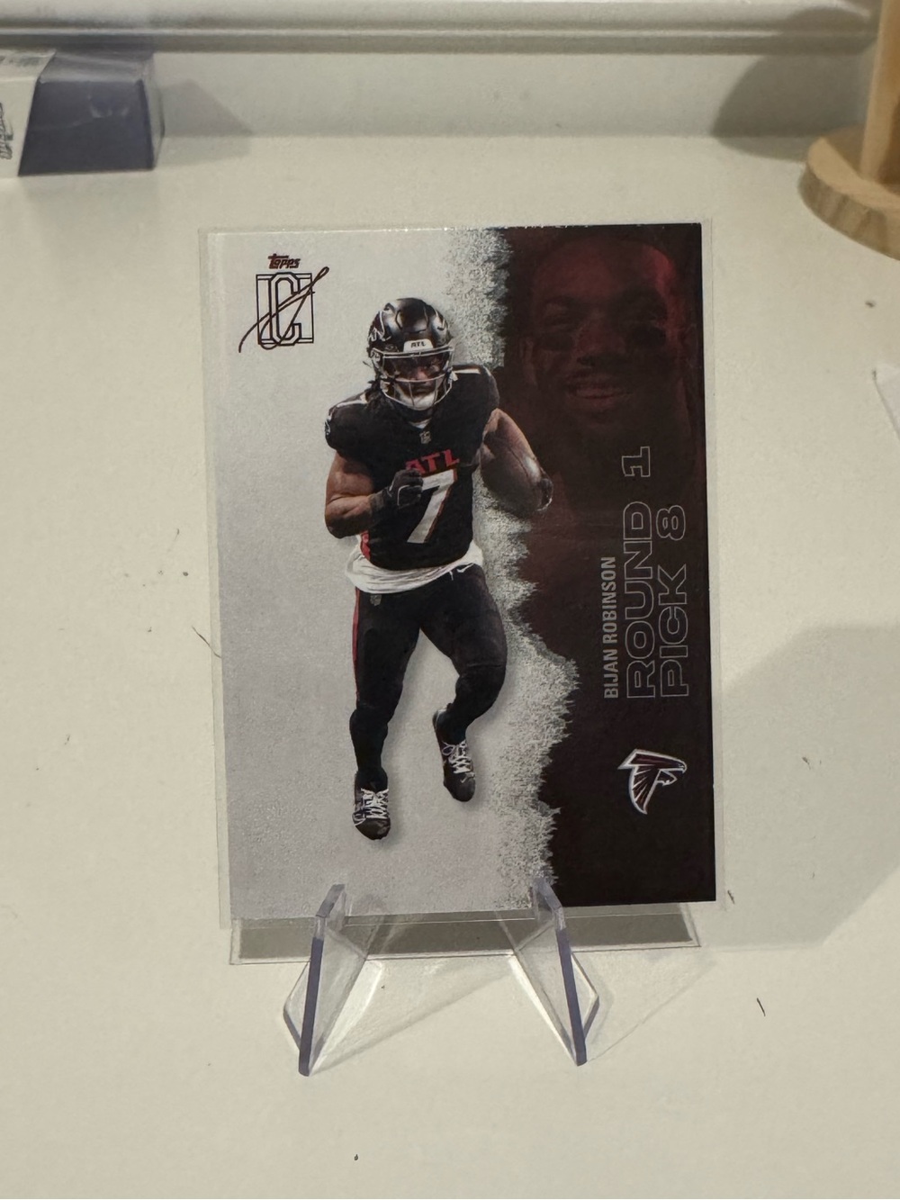 🔥 2025 Bijan Robinson Topps Signature Round 1 Pick 8 Card. #falcons